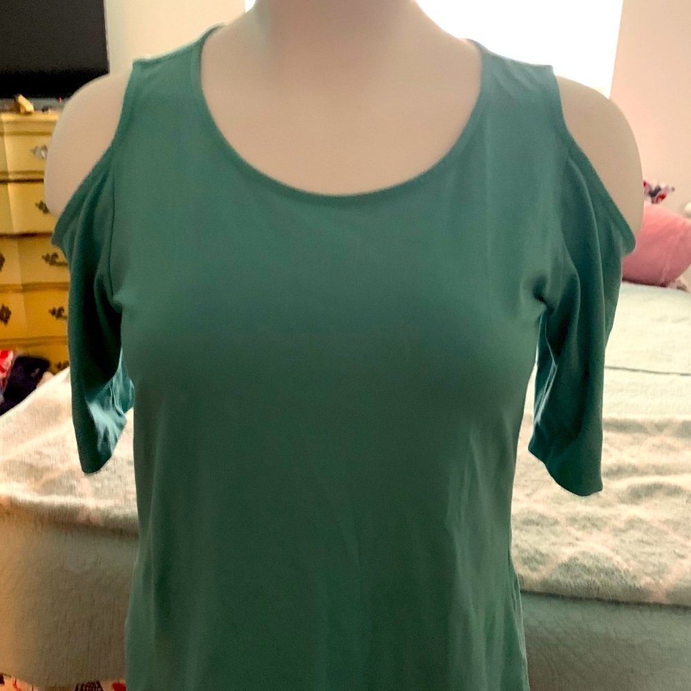 Shirt cold shoulder
